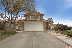 19709 Azure Field Dr, Newhall, CA 91321 - Photo 1
