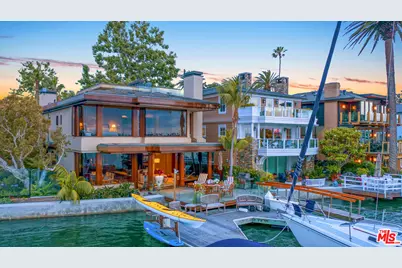 13 Bay Island, Newport Beach, CA 92661 - Photo 1