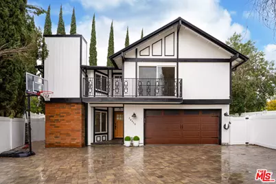 20458 Blythe St, Winnetka, CA 91306 - Photo 1