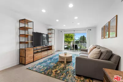 4501 Cedros Ave #202, Sherman Oaks, CA 91403 - Photo 1