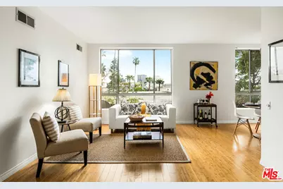 622 S Barrington Ave #204, Los Angeles, CA 90049 - Photo 1