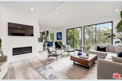 10356 Northvale Rd, Los Angeles, CA 90064 - Photo 1
