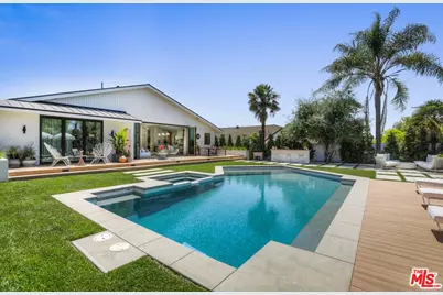 2237 N Vermont Ave, Los Angeles, CA 90027 - Photo 1