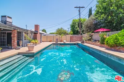 7421 Hatillo Ave, Winnetka, CA 91306 - Photo 1