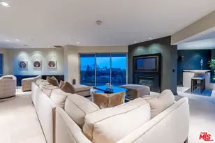 10490 Wilshire Blvd, Los Angeles, CA 90024 - Photo 1