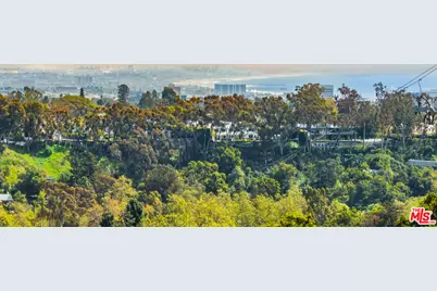 1112 Chautauqua Blvd, Pacific Palisades, CA 90272 - Photo 1