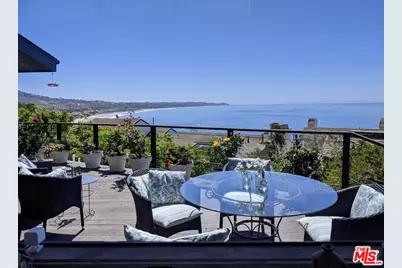 31533 Victoria Point Rd, Malibu, CA 90265 - Photo 1