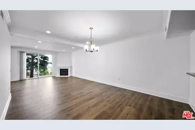 1050 S Holt St. #203, Los Angeles, CA 90035 - Photo 1