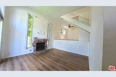 14325 Foothill Blvd #24, Sylmar, CA 91342 - Photo 1