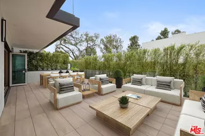 505 S Barrington Ave #109, Los Angeles, CA 90049 - Photo 1