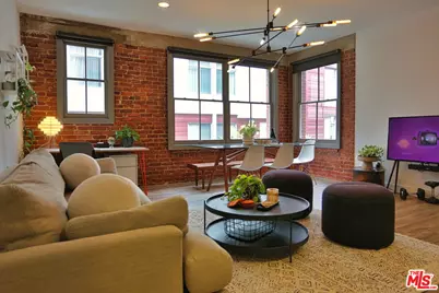 139 S Los Robles Ave #208, Pasadena, CA 91101 - Photo 1