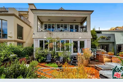 2723 Grand Canal, Venice, CA 90291 - Photo 1