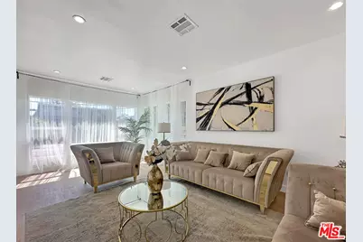 215 W Plymouth St, Inglewood, CA 90302 - Photo 1