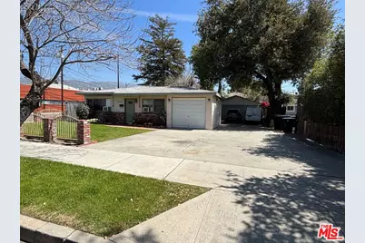 2344 N Fairview St, Burbank, CA 91504 - Photo 1