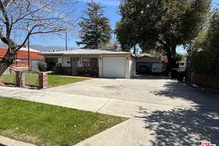 2344 N Fairview St, Burbank, CA 91504 - Photo 1