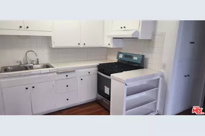 6538 Sepulveda Blvd, Van Nuys, CA 91411 - Photo 1