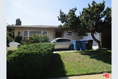 10421 S 1st Ave, Inglewood, CA 90303 - Photo 1