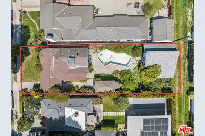 3640 S Barrington Ave, Los Angeles, CA 90066 - Photo 1