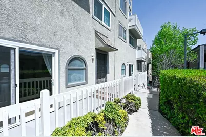 2677 Centinela Ave #202, Santa Monica, CA 90405 - Photo 1