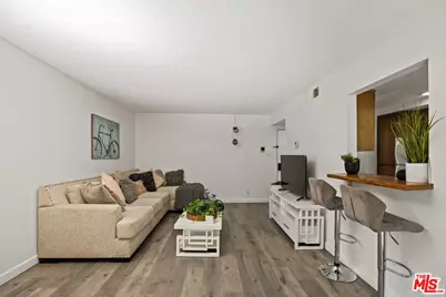 5310 Circle Dr #108, Sherman Oaks, CA 91401 - Photo 1