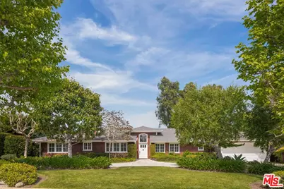 1180 Napoli Dr, Pacific Palisades, CA 90272 - Photo 1