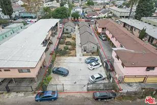 640 W 81st St, Los Angeles, CA 90044 - Photo 1