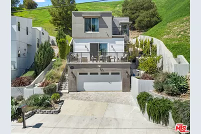 4969 Llano Dr, Woodland Hills, CA 91364 - Photo 1