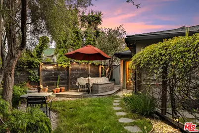 608 Woodlawn Ave, Venice, CA 90291 - Photo 1