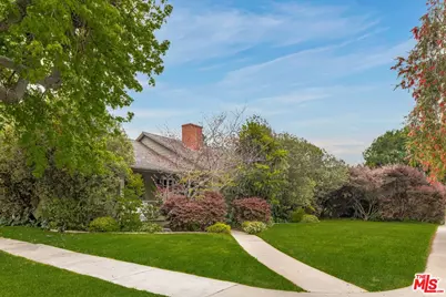 3200 Corinth Ave, Los Angeles, CA 90066 - Photo 1