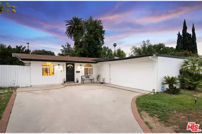 20533 Archwood St, Winnetka, CA 91306 - Photo 1