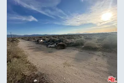 0 E Avenue M, Palmdale, CA 93591 - Photo 1