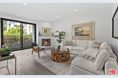 8110 Manitoba St #106, Playa del Rey, CA 90293 - Photo 1