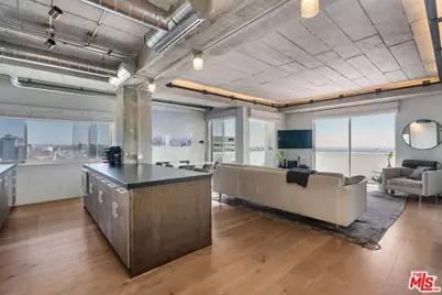 7250 Franklin Ave #817, Los Angeles, CA 90046 - Photo 1