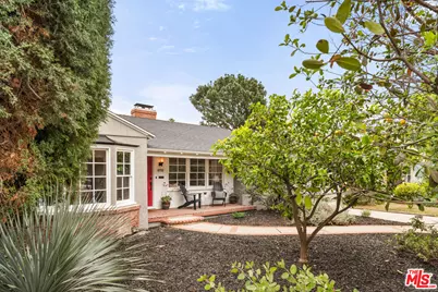 5722 Vista Del Monte Ave, Sherman Oaks, CA 91411 - Photo 1