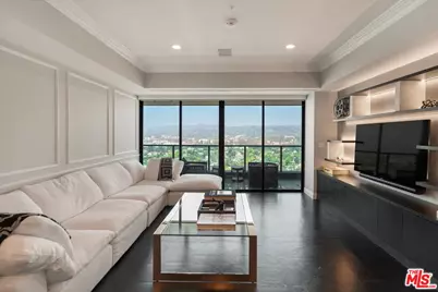 10490 Wilshire Blvd #2604, Los Angeles, CA 90024 - Photo 1