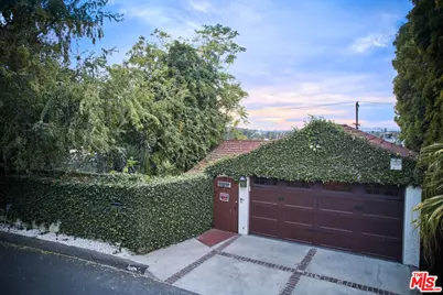 11217 Sunshine Ter, Studio City, CA 91604 - Photo 1