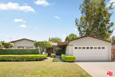 15126 Archwood St, Van Nuys, CA 91405 - Photo 1