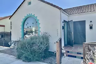 2941 9th Ave, Los Angeles, CA 90018 - Photo 1