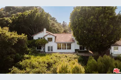 10900 Terryview Dr, Studio City, CA 91604 - Photo 1