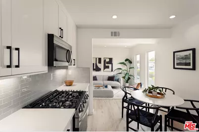 1319 S St Andrews Pl #1, Los Angeles, CA 90019 - Photo 1