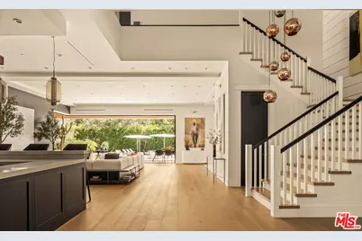 16144 High Valley Pl, Encino, CA 91436 - Photo 1