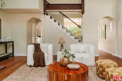 6200 Banner Ave #2, Los Angeles, CA 90038 - Photo 1