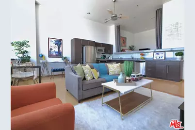 1100 Wilshire Blvd #1804, Los Angeles, CA 90017 - Photo 1