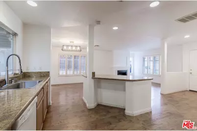 1060 Harbor Village Dr, Harbor City, CA 90710 - Photo 1