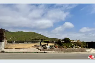 1254 Lachman Ln, Pacific Palisades, CA 90272 - Photo 1