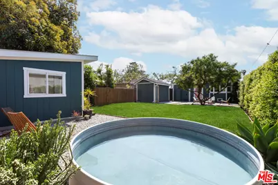 5910 2nd Ave, Los Angeles, CA 90043 - Photo 1