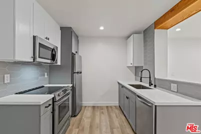 6350 Willoughby Ave ##5, Los Angeles, CA 90038 - Photo 1