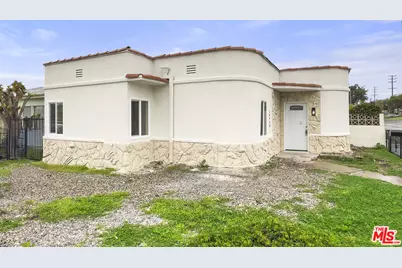 10950 S Hoover St, Los Angeles, CA 90044 - Photo 1