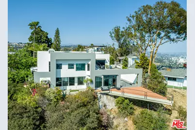 8424 Grand View Dr, Los Angeles, CA 90046 - Photo 1