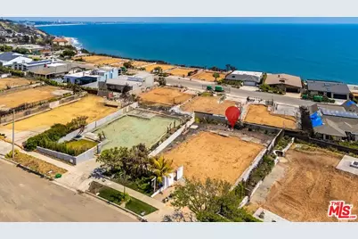 18208 Kingsport Dr, Malibu, CA 90265 - Photo 1